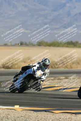 media/Feb-04-2024-SoCal Trackdays (Sun) [[91d6515b1d]]/9-Turn 15 (130pm)/